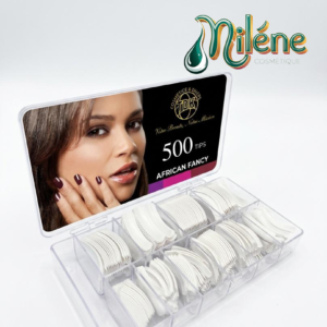 CILS AFRICAN FANCY Offrez à vos clientes une manucure d'exception avec notre coffret professionnel de 500 capsules (Tips). Conçues pour allier robustesse et finesse, ces capsules sont l'outil indispensable pour des extensions parfaites.