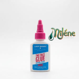 BASE THE FACE GLUE DE LADY MODEL Ce n'est pas une simple base, c'est un véritable aimant à maquillage ! Fixe votre teint pour une tenue irréprochable du matin jusqu'au soir. Convient à toutes les carnations et tous les types de peau.