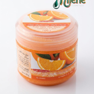 GOMMAGE CORPOREL CAREBEAU Révélez l'éclat naturel de votre peau avec le sel de gommage à base de Orange. Infusé à la vitamine E et aux AHA, ce soin exfolie en douceur pour éliminer les impuretés tout en laissant un parfum fruité irrésistible