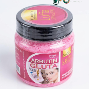 GOMMAGE CORPOREL MEGA WHITE Révélez l’éclat naturel de votre peau avec le sucre de gommage à base d' Arbutine et de Glutathion. Infusé à la vitamine E et aux AHA, ce soin exfolie en douceur pour éliminer les impuretés tout en laissant un parfum fruité irrésistible