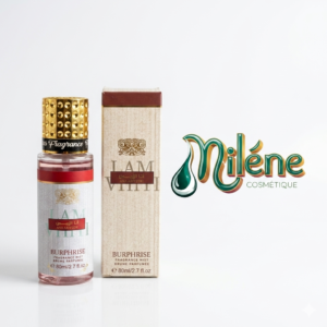 PARFUM BURPHISE, Inspirée des plus grandes fragrances orientales, elle mêle avec harmonie des notes douces, fraîches et légèrement boisées pour une signature olfactive unique. Sa formule sous forme de brume (Fragrance Mist) se dépose délicatement sur la peau et les vêtements, offrant une sensation de fraîcheur instantanée sans jamais être entêtante.