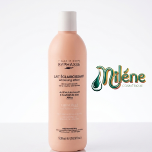 LAIT ÉCLAIRCISSANT BYPHASSE : Sa formule avancée, enrichie en extrait de kiwi et en AHAs, travaille en harmonie avec votre peau pour diminuer l'intensité des taches et unifier votre teint. Une peau souple et nourrie grâce à la glycérine et aux esters de jojoba. Le lait Byphasse Whitening Effect est conçu pour le visage et le corps, offrant une solution complète pour tous les types de peaux.