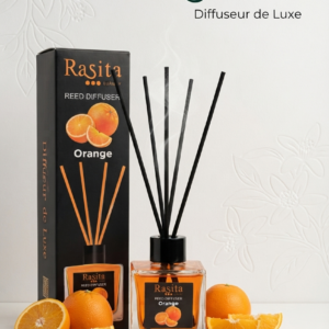 DIFFUSEUR RASITA : Éveillez vos sens avec l'arôme envoûtant et ensoleillé de l'orange. Le diffuseur à bâtonnets Rasita Luxury Orange combine la douceur fruitée et l'énergie des agrumes pour créer une atmosphère chaleureuse, accueillante et pleine de peps. Présenté dans son flacon au design raffiné, ce diffuseur allie esthétisme et plaisir olfactif pour sublimer votre quotidien.